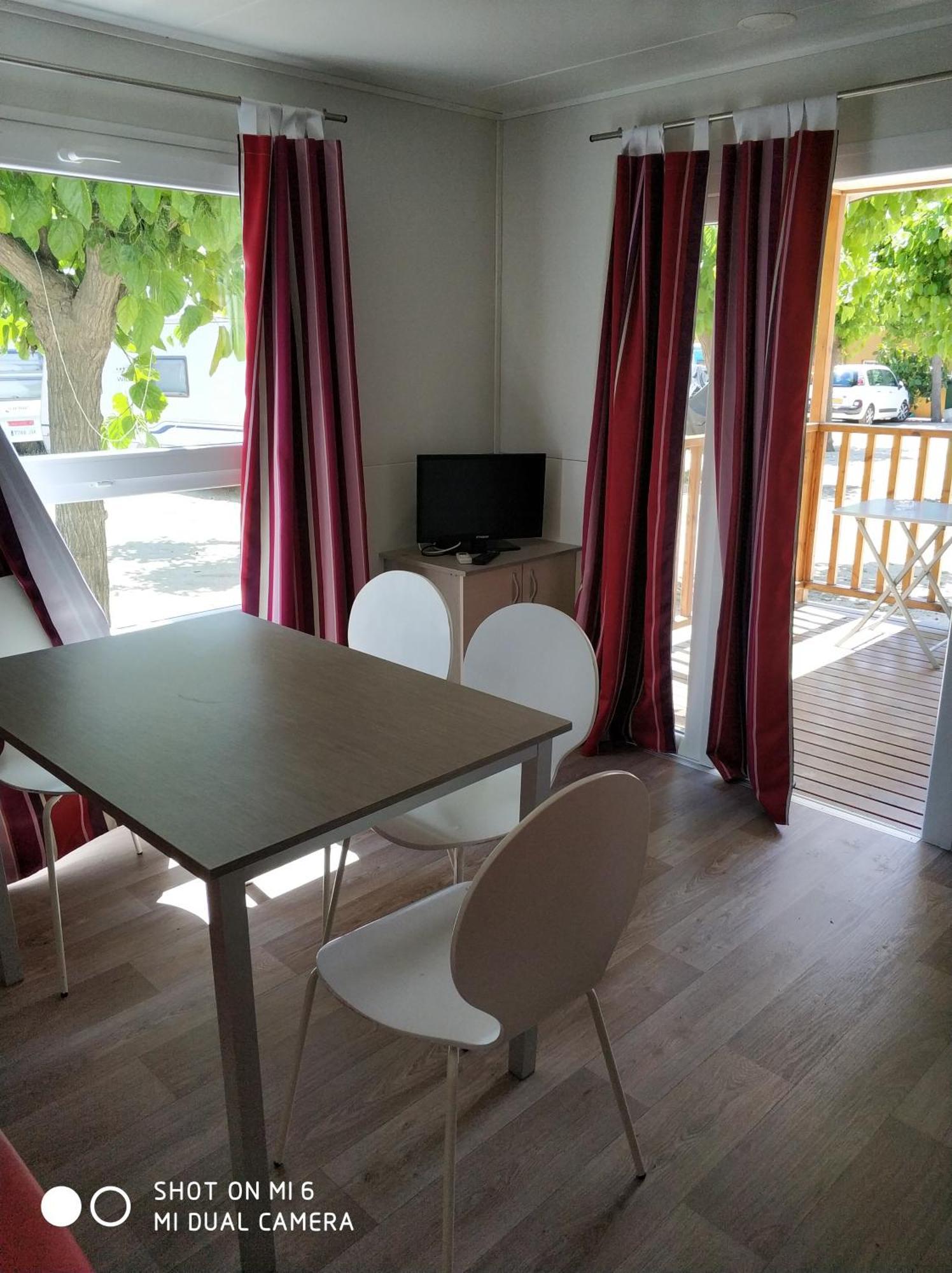 Camping El Pinar Platja Santa Susanna Exteriör bild