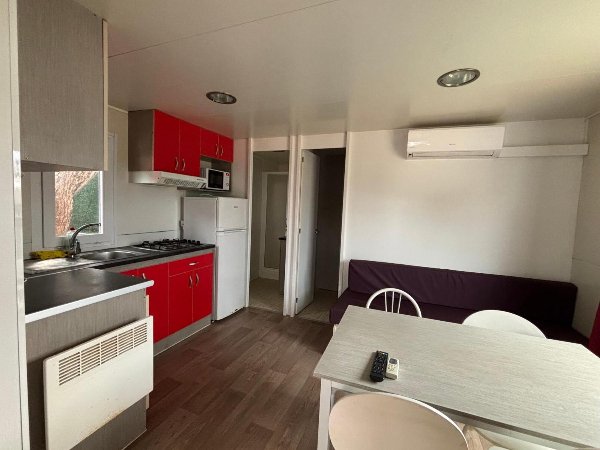 Camping El Pinar Platja Santa Susanna Exteriör bild