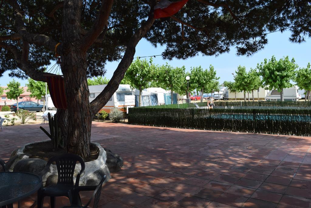 Camping El Pinar Platja Santa Susanna Exteriör bild